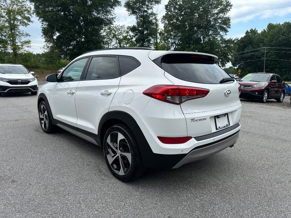 Used 2017 Hyundai Tucson Value AWD/4WD image 5