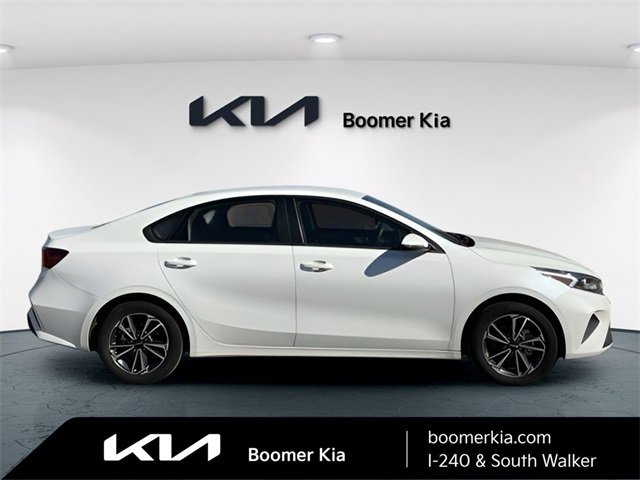 Certified 2023 Kia Forte LXS w/ LXS Technology Package image 4