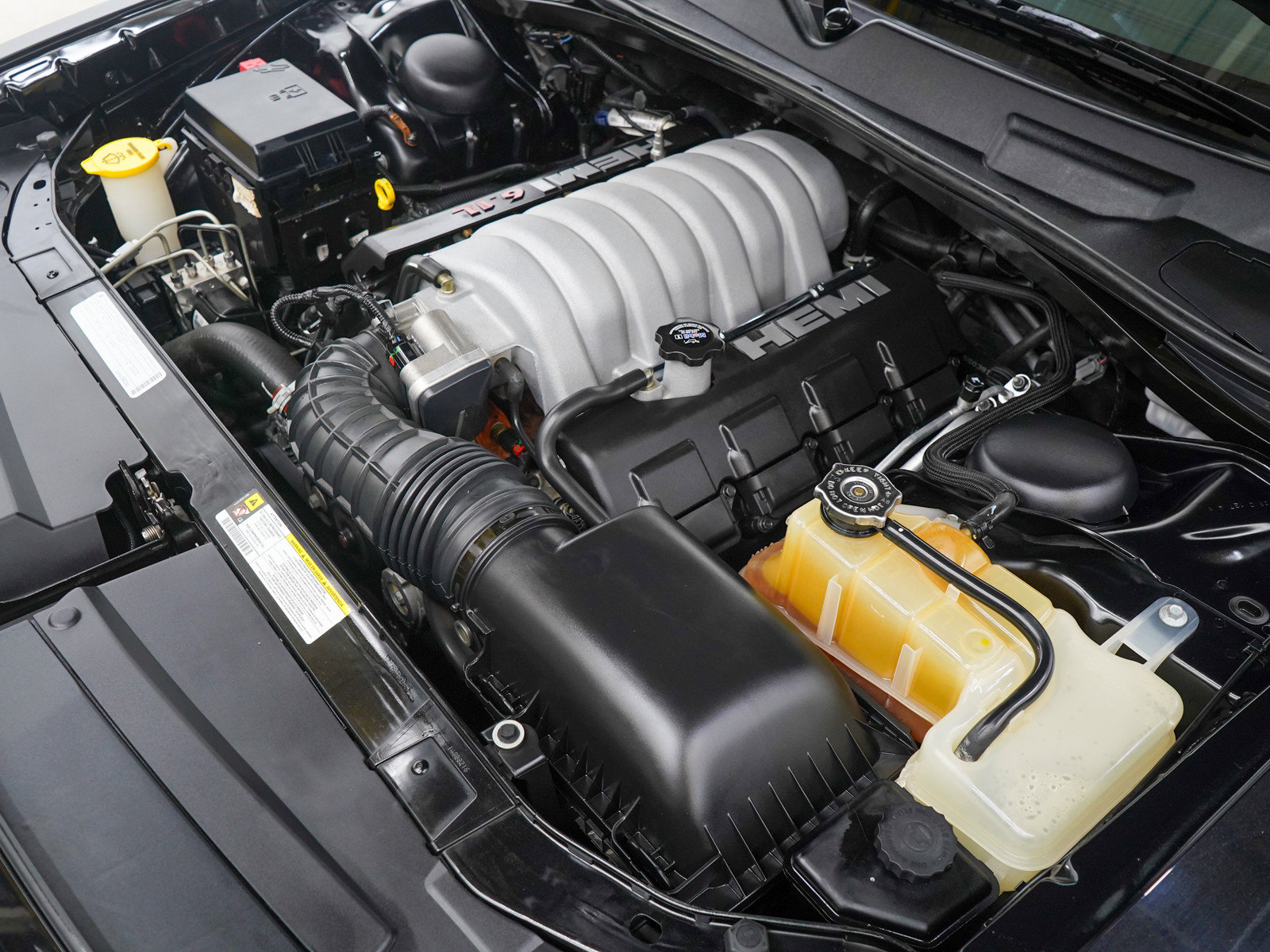 Used 2008 Dodge Challenger SRT8 RWD image 32