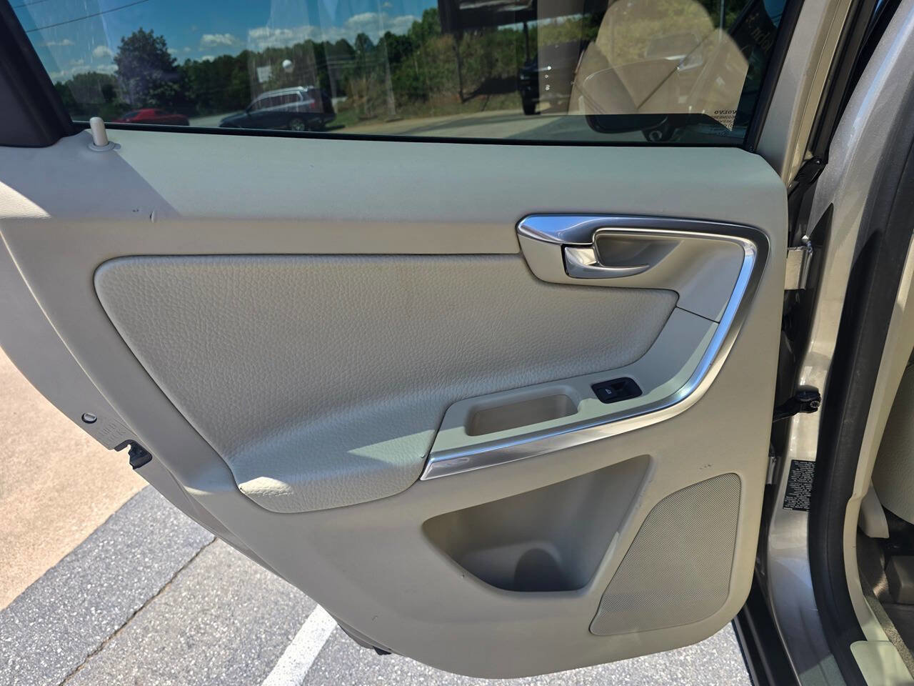 Used 2013 Volvo XC60 3.2 FWD image 15