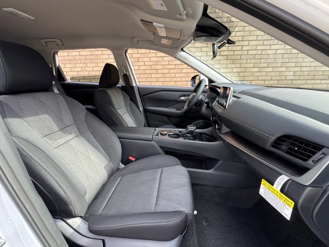 New 2026 Nissan Rogue SV AWD/4WD image 6