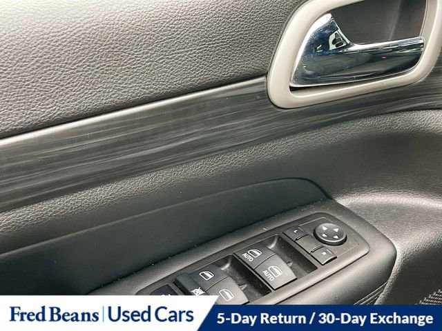 Used 2021 Jeep Grand Cherokee Laredo image 18