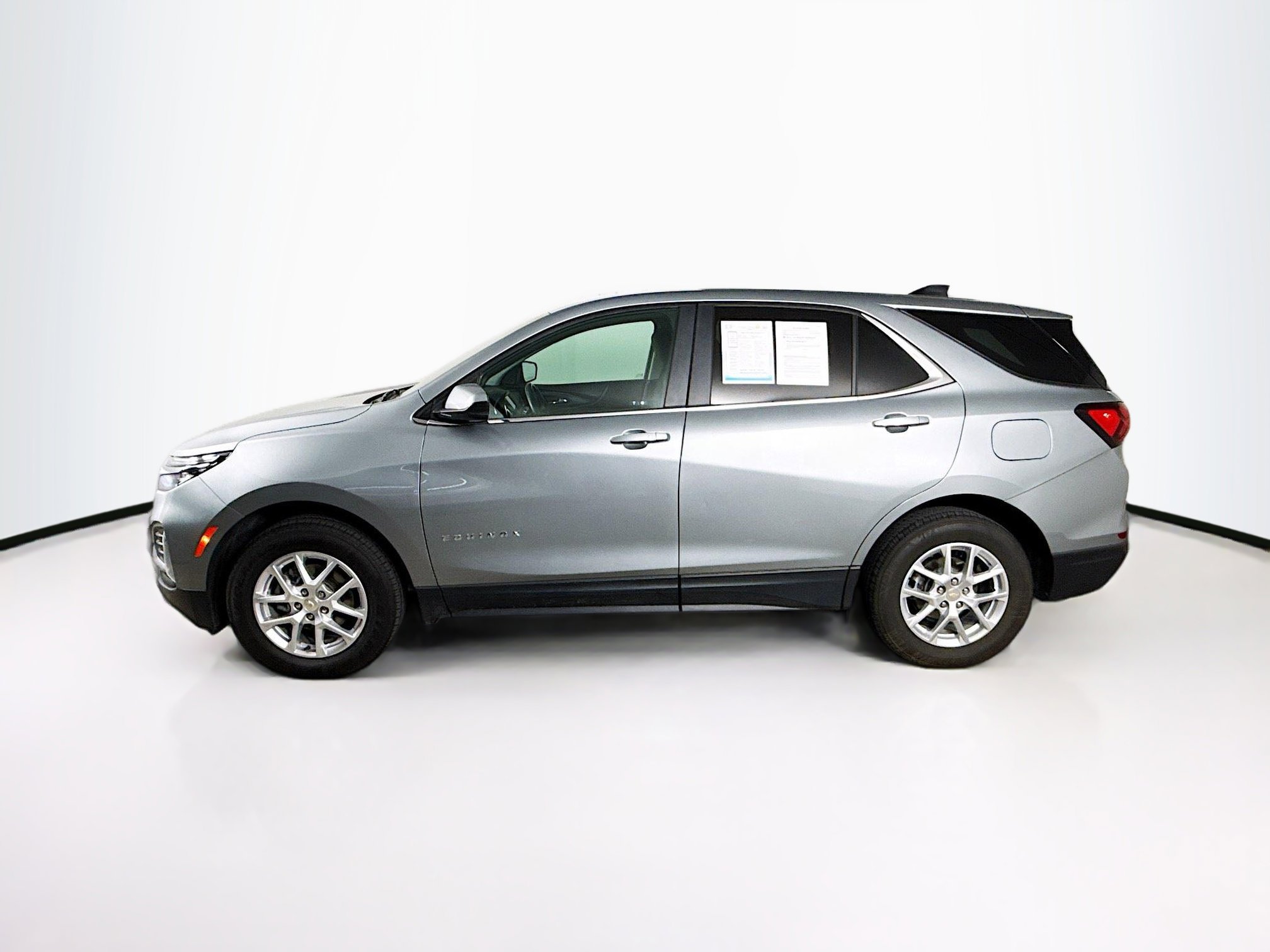 Used 2024 Chevrolet Equinox LT image 7