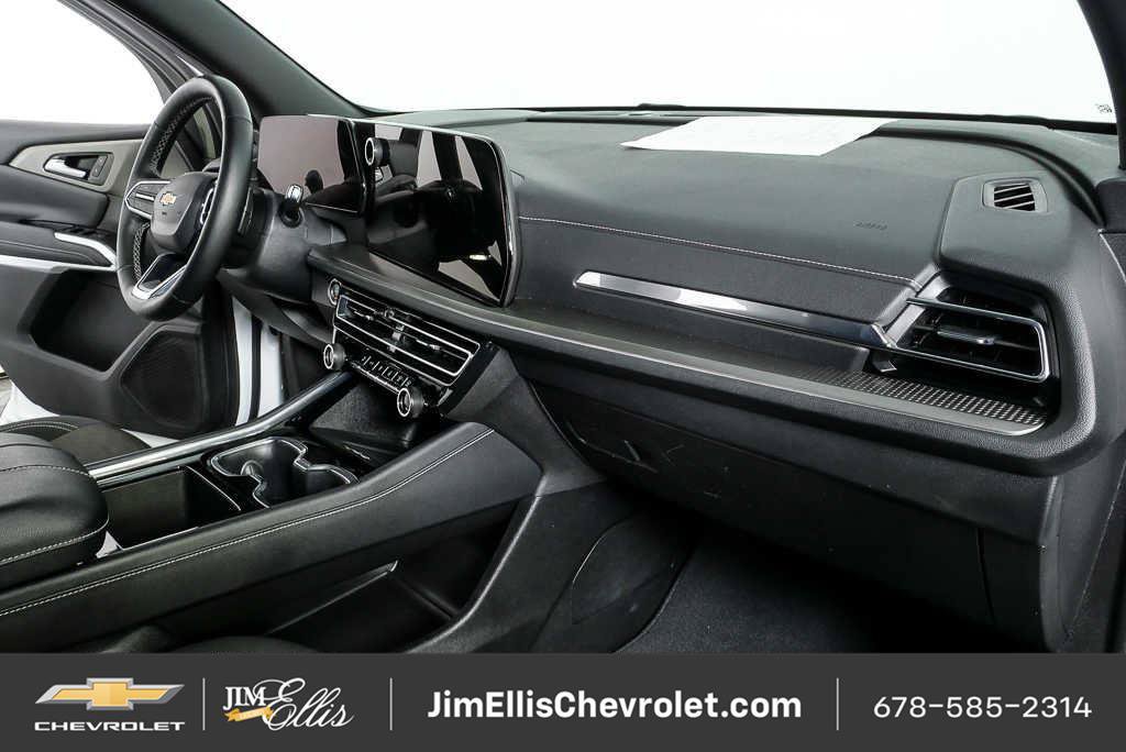 Certified 2025 Chevrolet Traverse LT FWD image 22