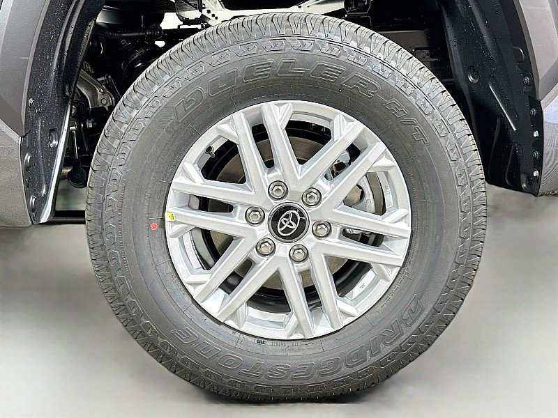 New 2026 Toyota Tundra SR5 image 18