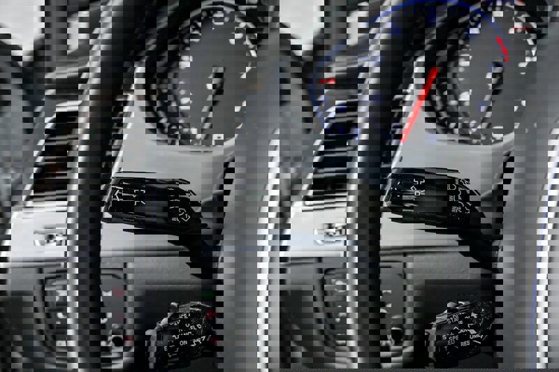 Used 2014 Audi A8 3.0T w/ Premium Package image 28