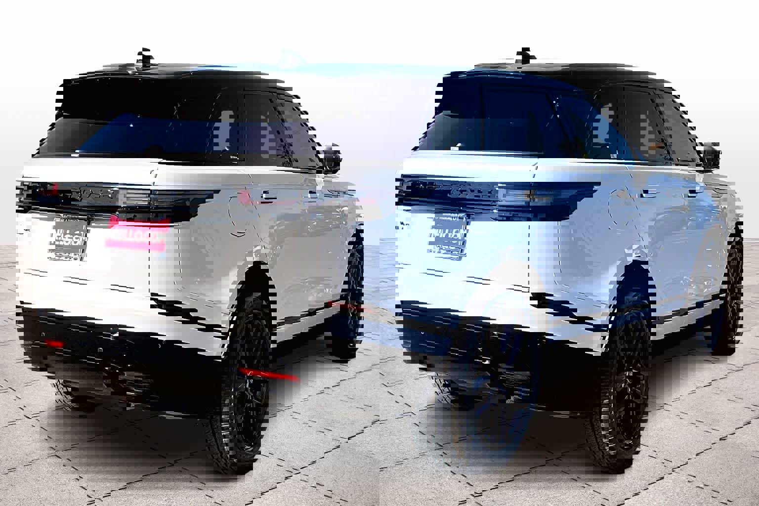 New 2026 Land Rover Range Rover Velar Dynamic SE image 4