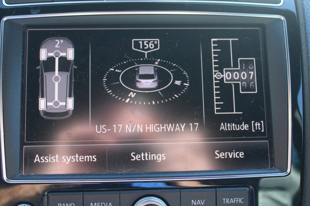 Used 2017 Volkswagen Touareg Wolfsburg Edition image 50