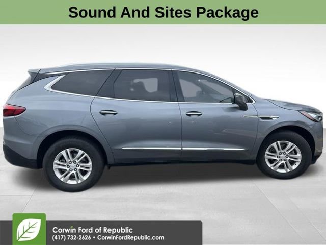 Used 2021 Buick Enclave Essence w/ Sound and Sites Package image 4