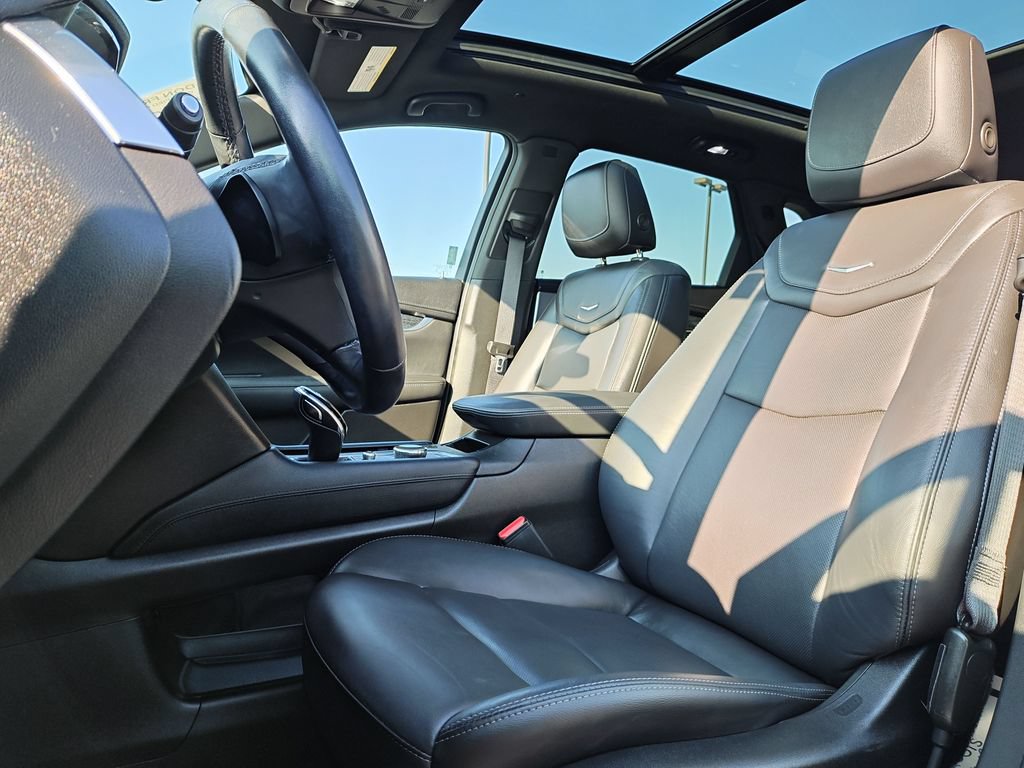 Used 2023 Cadillac XT5 Premium Luxury AWD/4WD image 13