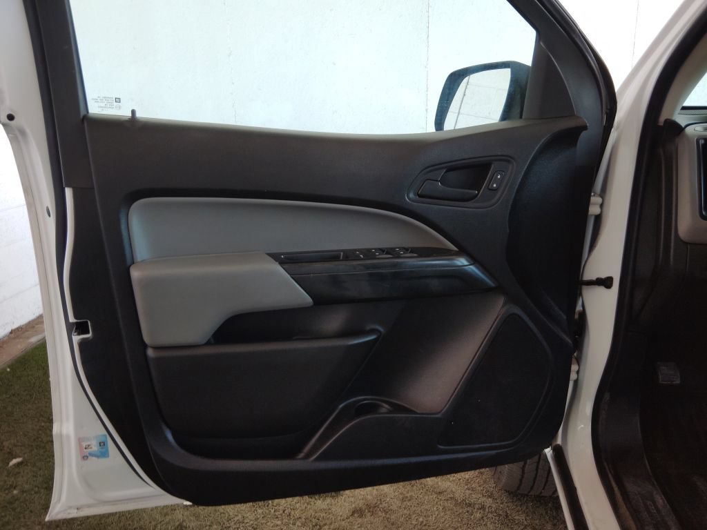 Used 2018 Chevrolet Colorado W/T w/ WT Convenience Package AWD/4WD image 20