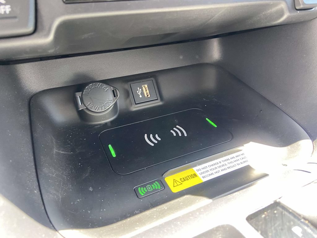 Used 2025 Toyota RAV4 LE FWD image 22