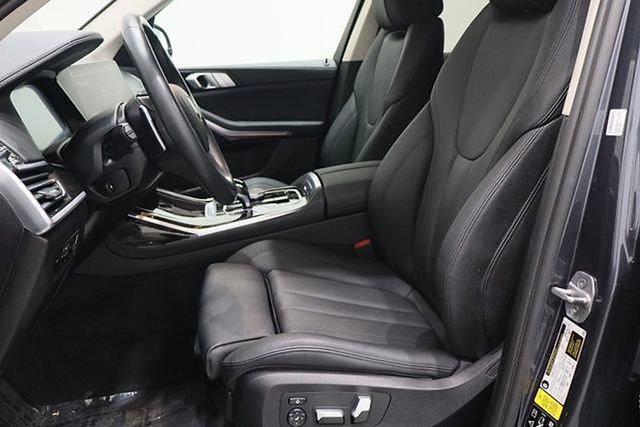 Used 2021 BMW X7 xDrive40i w/ Cold Weather Package image 13