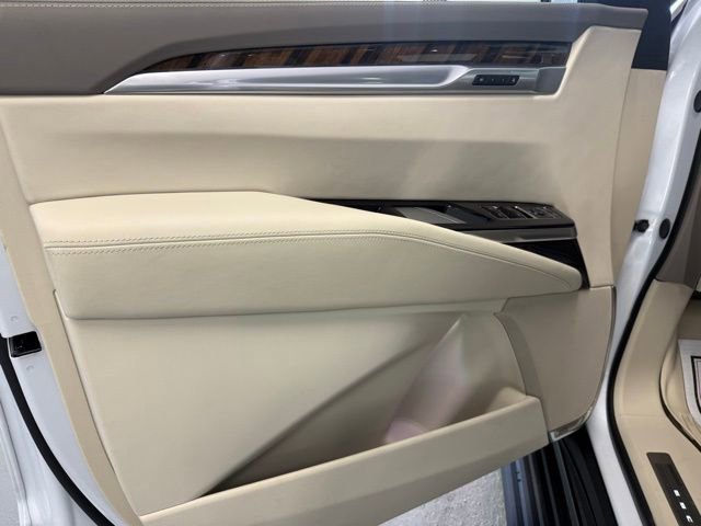 Used 2026 Cadillac Escalade Platinum Sport w/ LPO, ONYX Package image 14