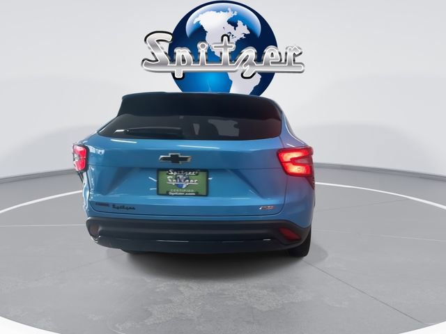 Certified 2025 Chevrolet Trax RS w/ Driver Confidence Package image 8
