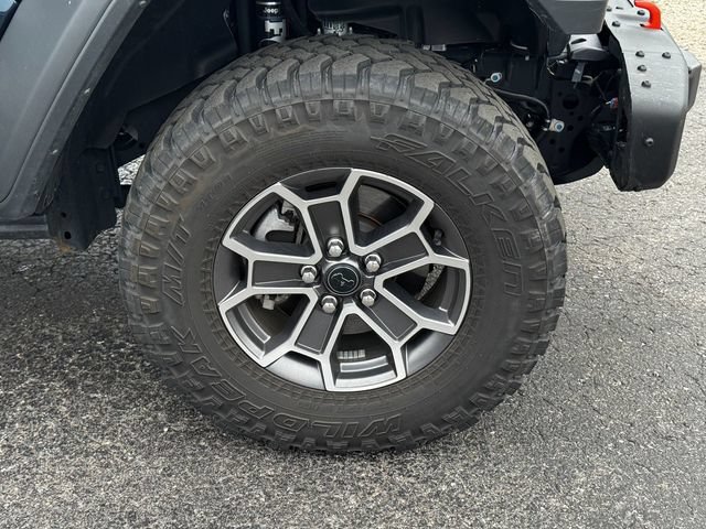 Certified 2025 Jeep Gladiator Mojave w/ Steel Bumper Group AWD/4WD image 9