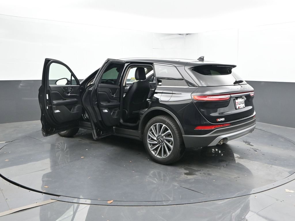 Used 2024 Lincoln Corsair Reserve image 73