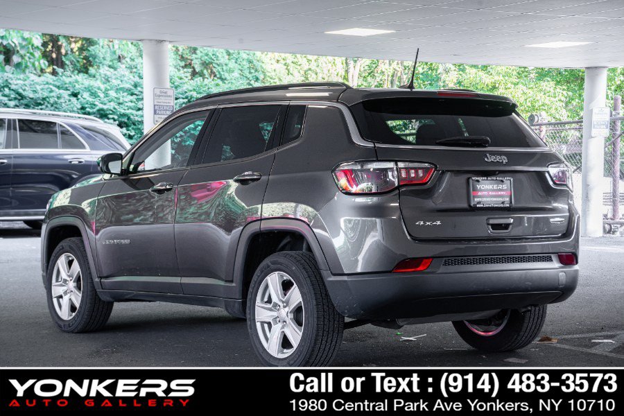 Used 2022 Jeep Compass Latitude AWD/4WD image 10