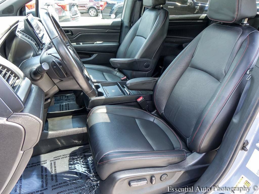 Used 2025 Honda Odyssey Sport-L image 9