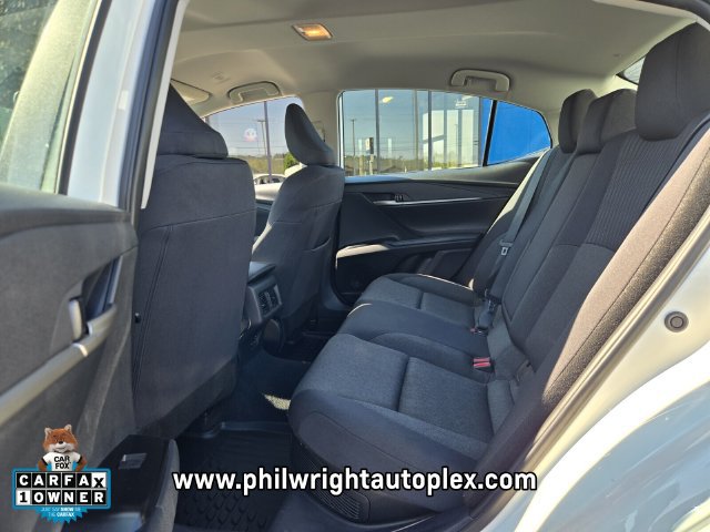 Used 2025 Toyota Camry LE FWD image 11