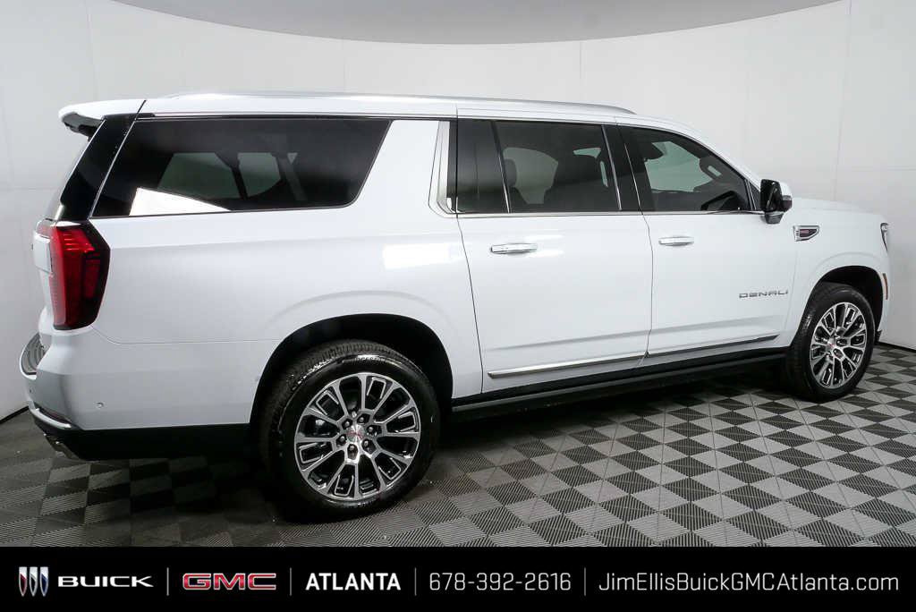 New 2026 GMC Yukon XL Denali w/ Sun & Power Step Package AWD/4WD image 2