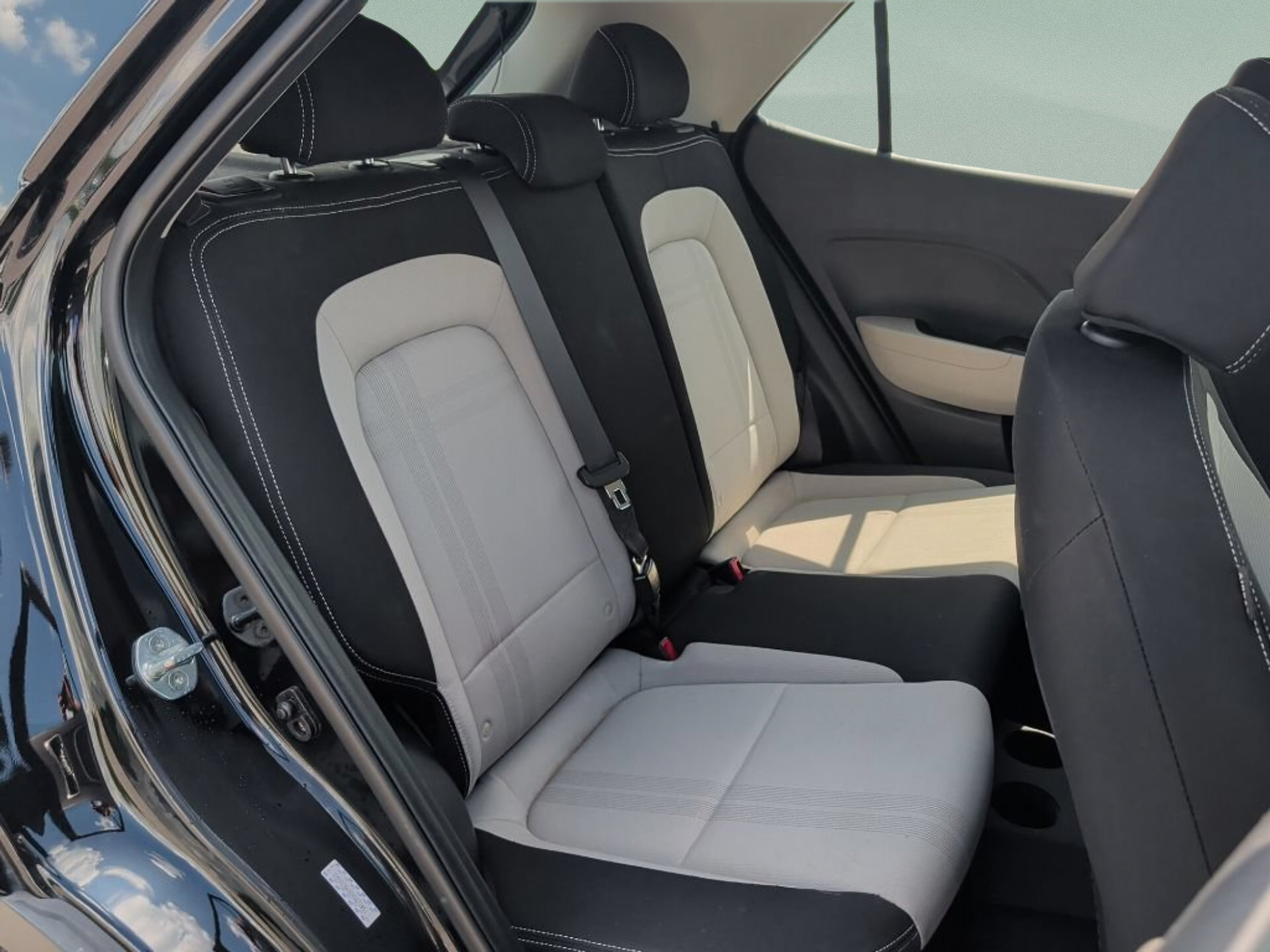 Used 2021 Hyundai Venue SEL FWD image 36