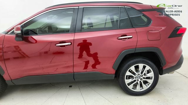 Used 2019 Toyota RAV4 Limited FWD image 10