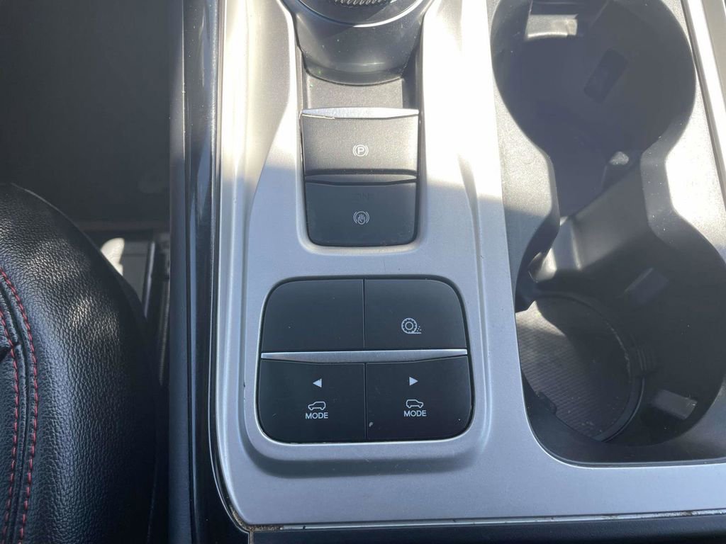 Used 2022 Ford Explorer ST-Line RWD image 24