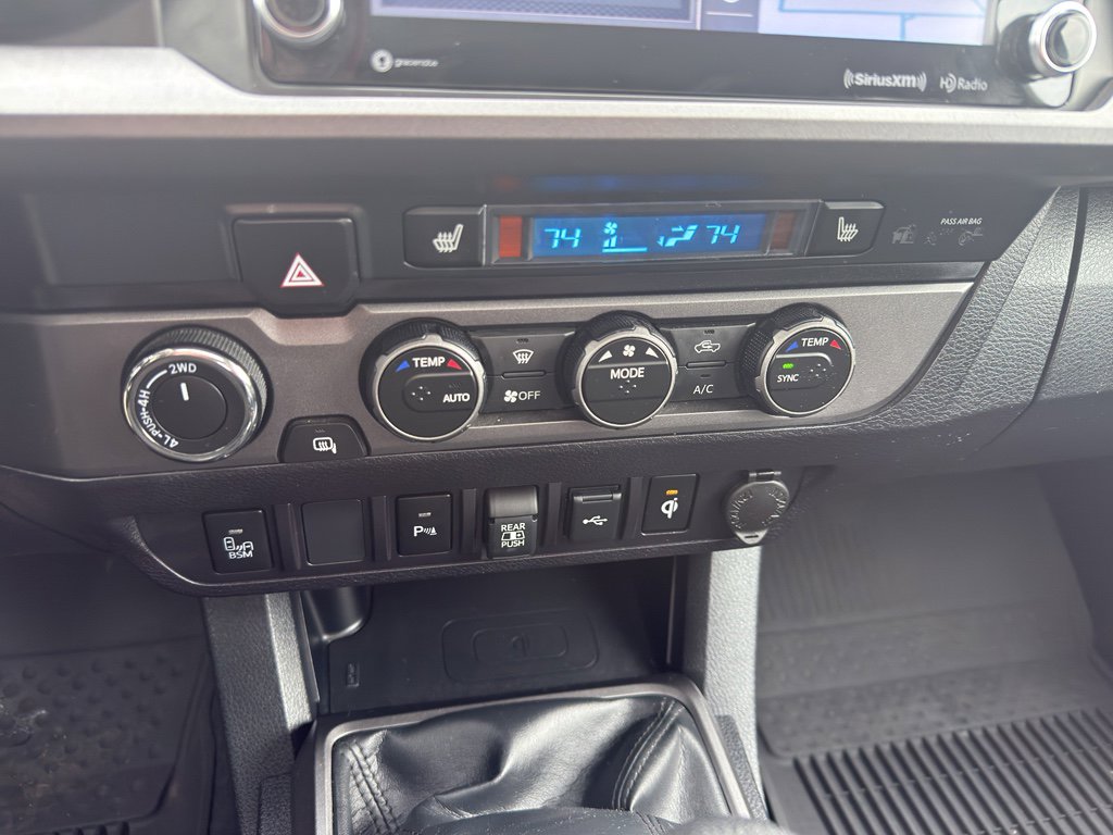 Used 2022 Toyota Tacoma TRD Off-Road w/ TRD Premium Off Road Package image 22