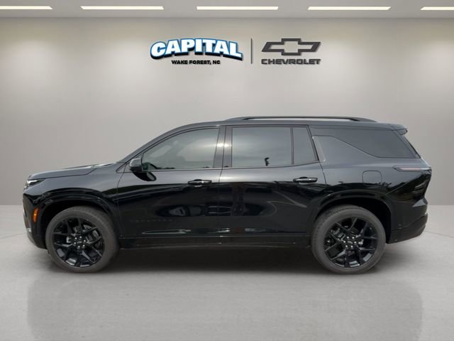 Used 2024 Chevrolet Traverse RS image 2