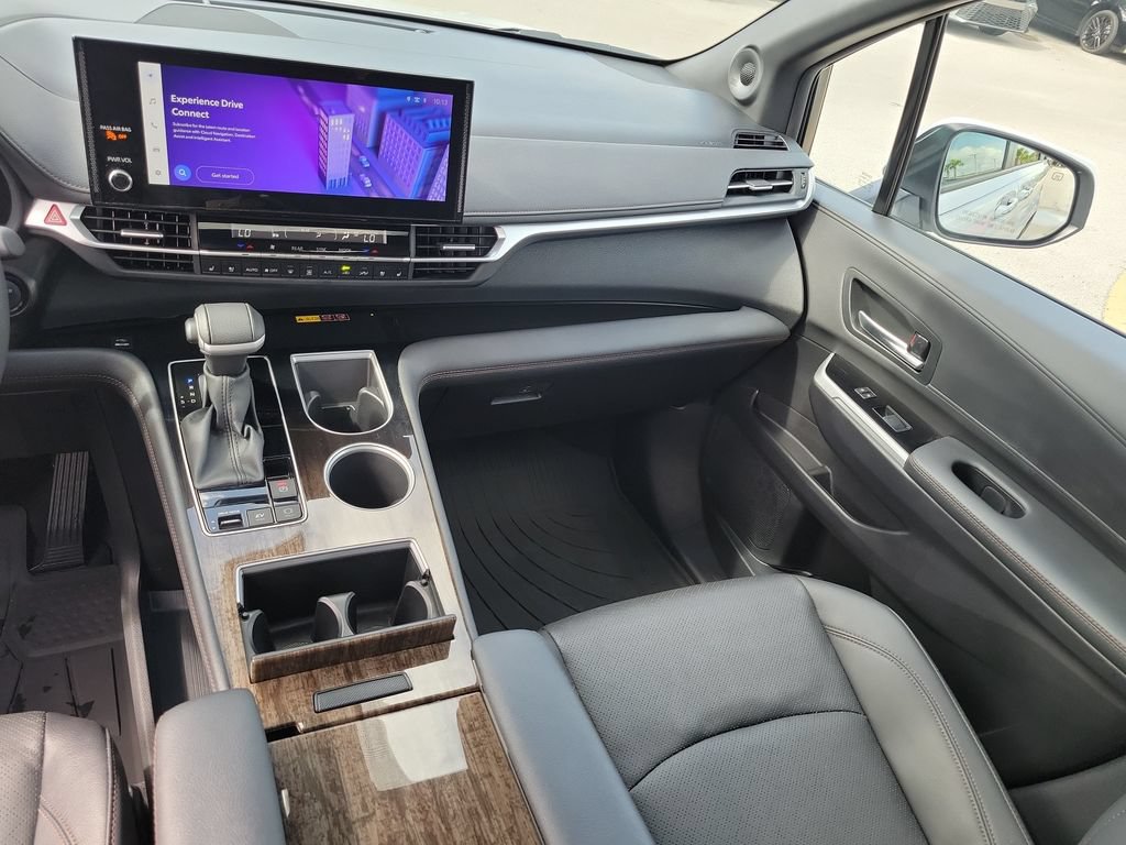 Certified 2026 Toyota Sienna Platinum AWD/4WD image 28