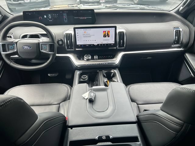 New 2027 Ford Expedition Platinum w/ Stealth Performance Package AWD/4WD image 13