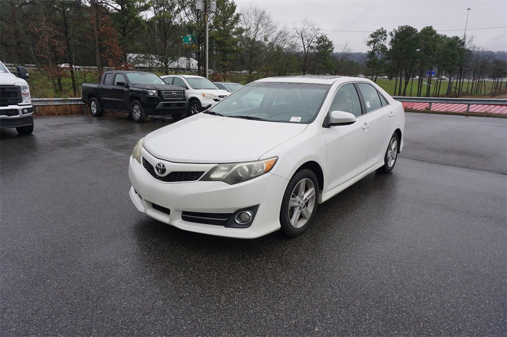 Used 2014 Toyota Camry SE image 21