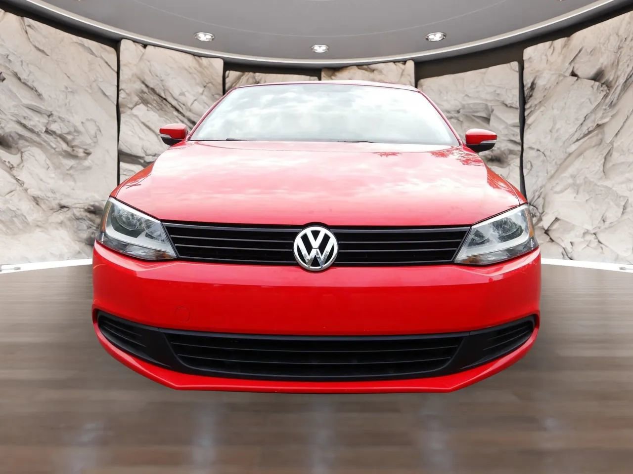 Used 2011 Volkswagen Jetta SE FWD image 2