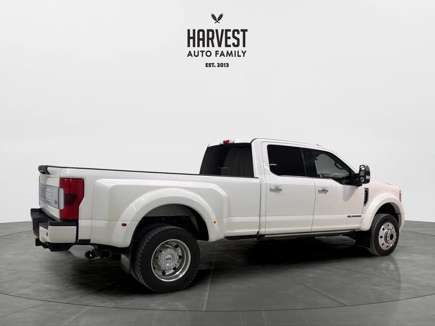 Used 2019 Ford F450 Platinum w/ Platinum Ultimate Package AWD/4WD image 7