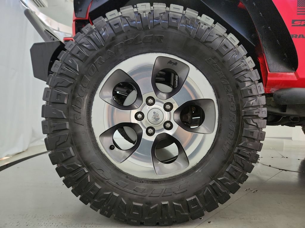 Used 2015 Jeep Wrangler Sport AWD/4WD image 27