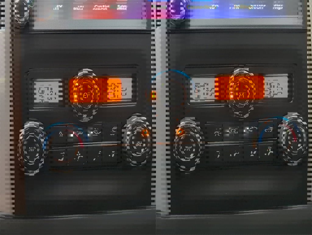 Used 2020 Nissan Frontier SV image 20