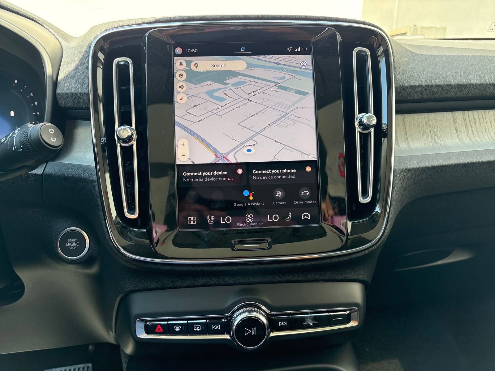 New 2026 Volvo XC40 B5 Plus w/ Protection Package Premier image 19