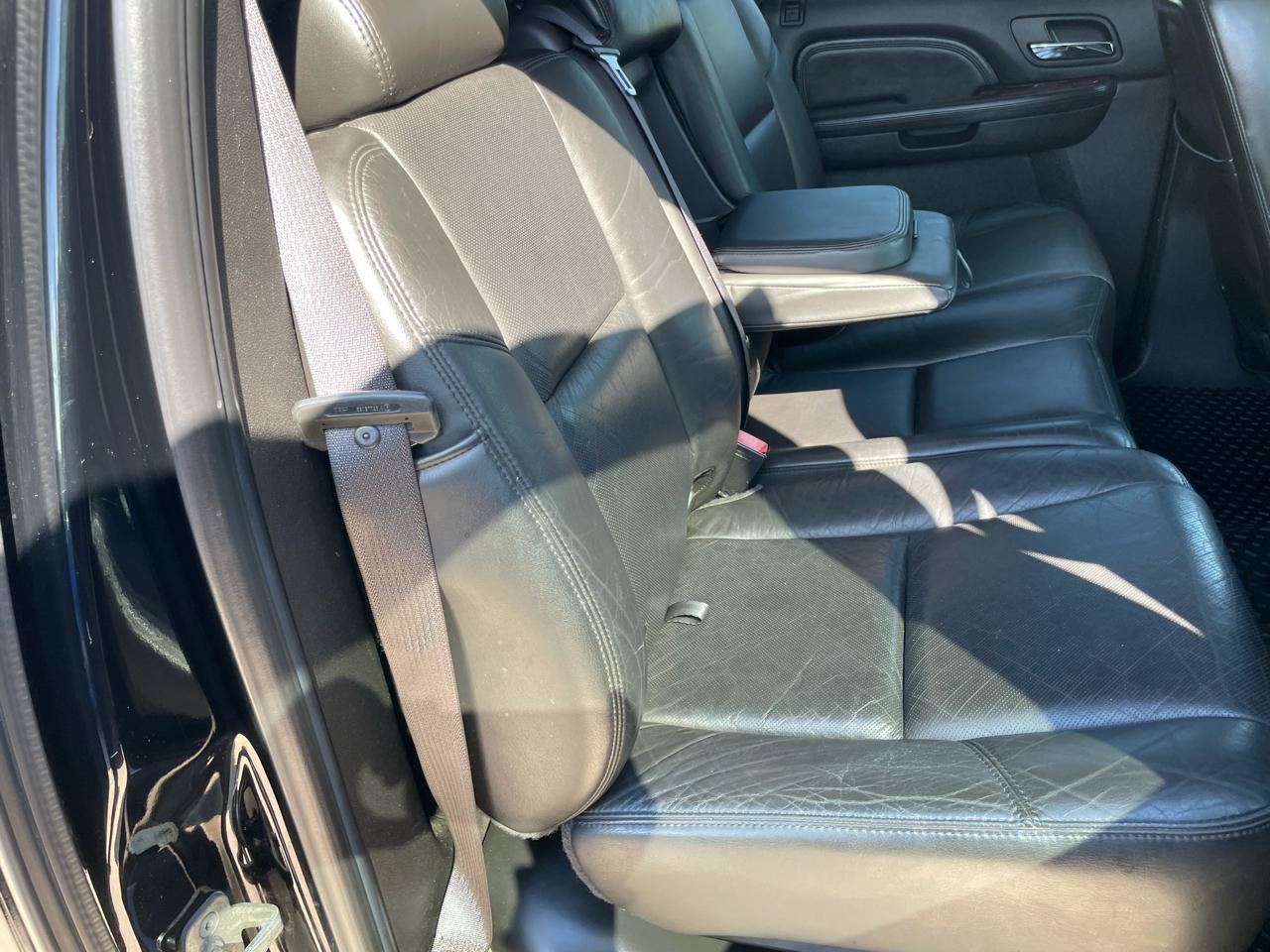 Used 2009 Cadillac Escalade EXT AWD/4WD image 37