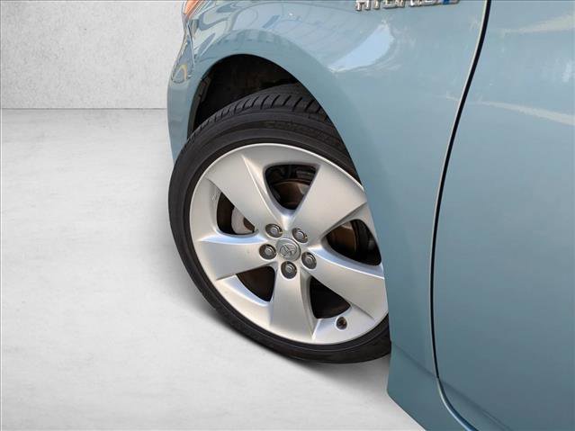 Used 2015 Toyota Prius Five image 8