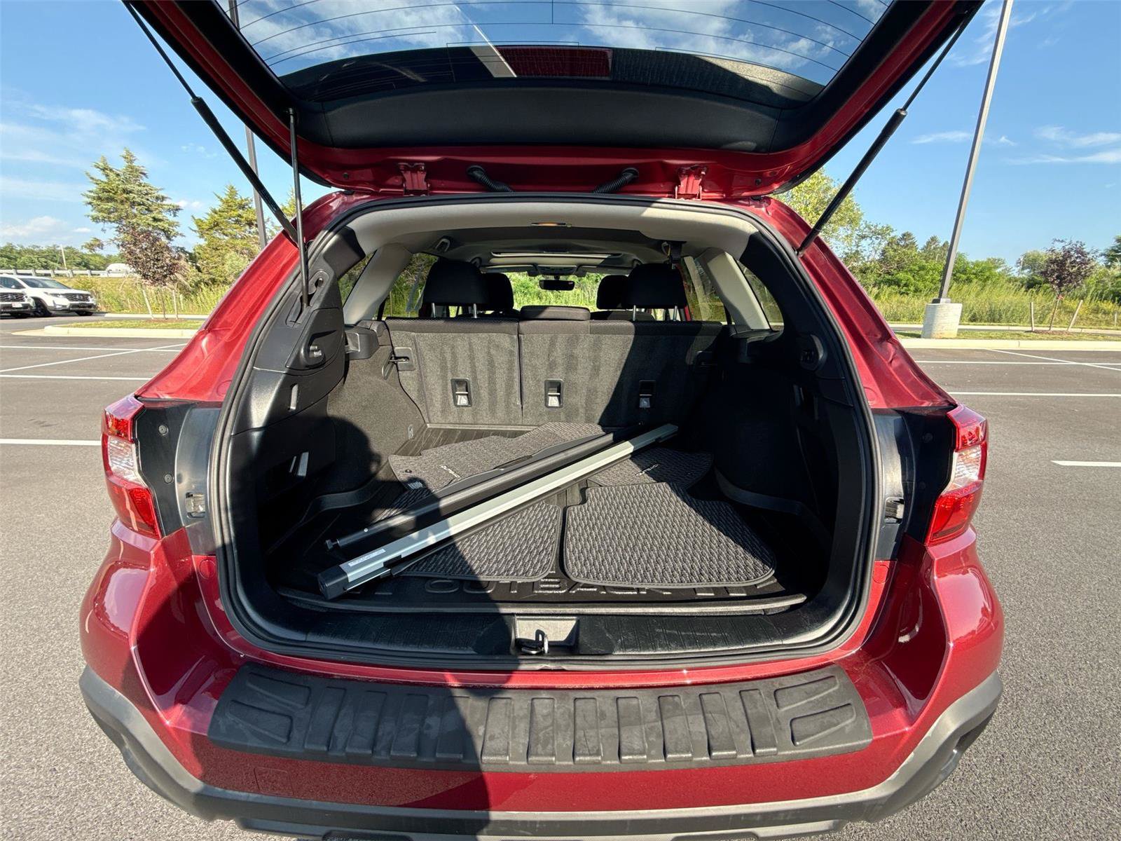 Used 2019 Subaru Outback 2.5i Premium AWD/4WD image 17