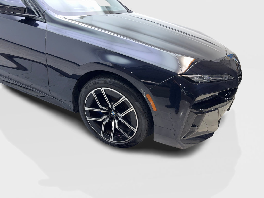 Used 2024 BMW i7 xDrive60 w/ Executive Package AWD/4WD image 18