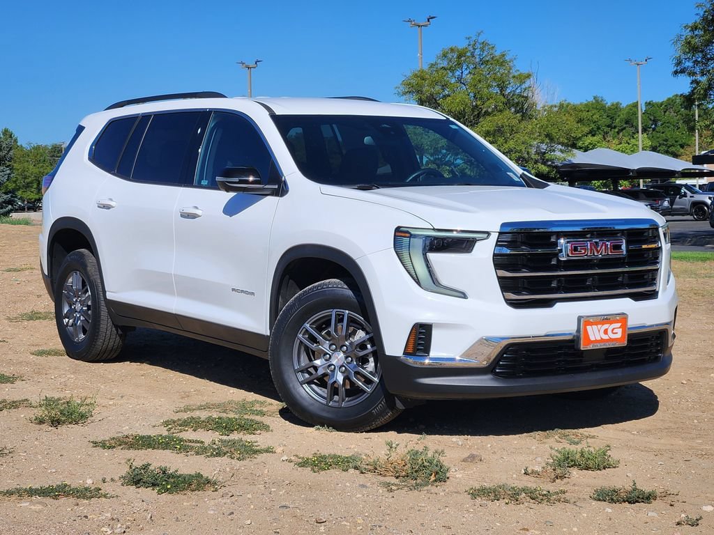 Used 2025 GMC Acadia Elevation AWD/4WD image 2