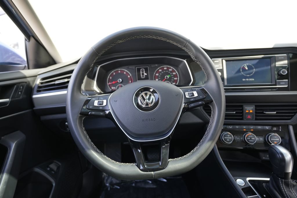 Used 2021 Volkswagen Jetta SE w/ SE Cold Weather Package FWD image 43