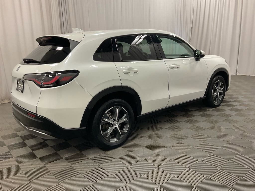 Used 2025 Honda HR-V EX-L video 3