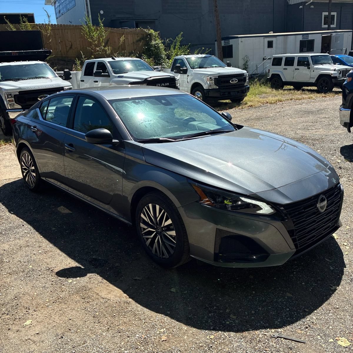 Used 2026 Nissan Altima 2.5 SV FWD image 4