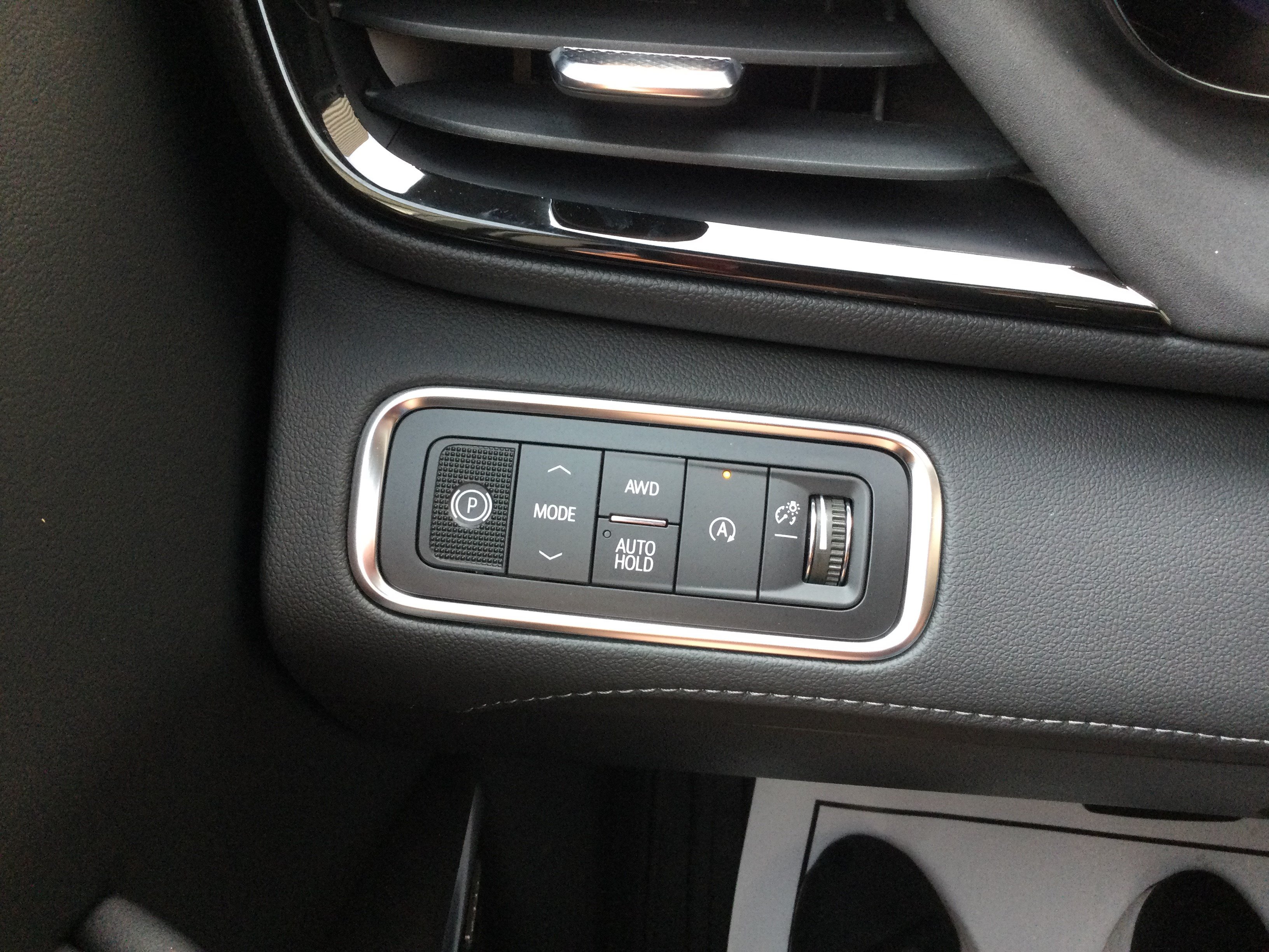 New 2027 Buick Enclave Sport Touring w/ Power Package AWD/4WD image 16