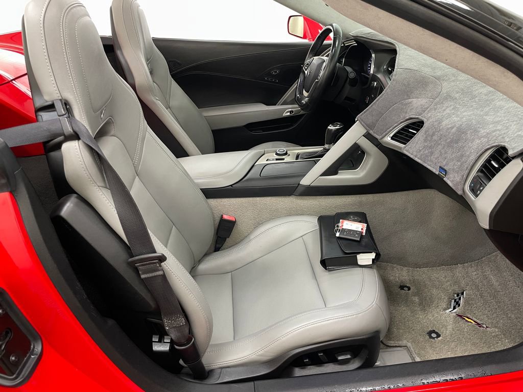 Used 2019 Chevrolet Corvette Stingray Convertible w/ 3LT Preferred Equipment Group RWD image 31