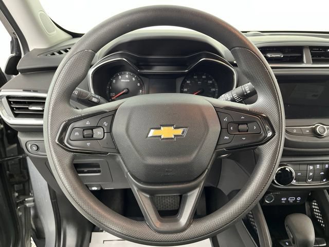 Used 2023 Chevrolet TrailBlazer LT FWD image 22