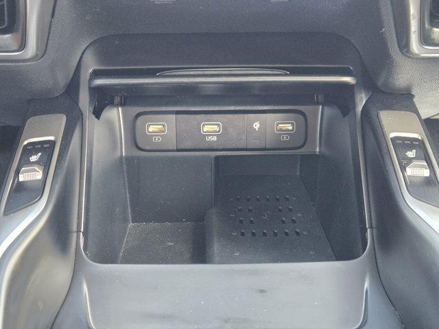 Certified 2023 Kia Sorento S w/ Panoramic Sunroof Package FWD image 19
